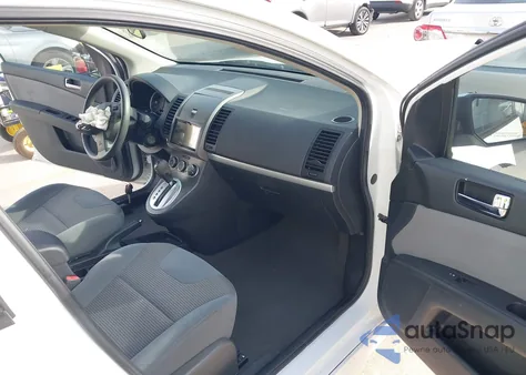 2010 Nissan Sentra 2.0Sr z USA, uszkodzony, nr VIN 3N1AB6AP5AL724447